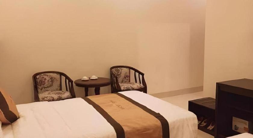 Lucky Star Hotel Buôn Ma Thuột Exteriör bild